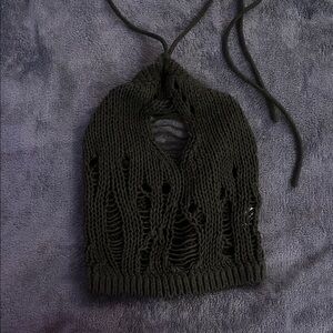 SHEIN Black Knit Crop Top